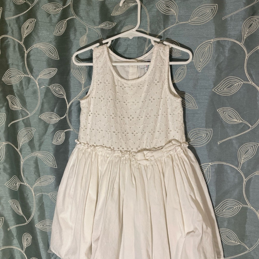 Crown & Ivy eyelet sleeveless dress size 4T. White
